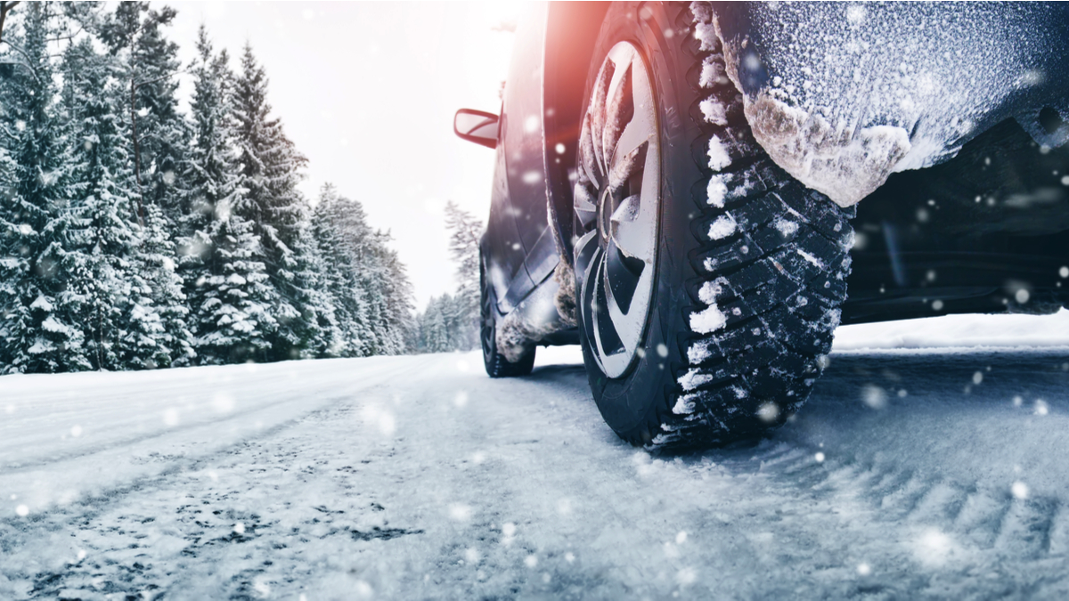 Winter Driving Prep Checklist | Sullivan Tire and Auto Service